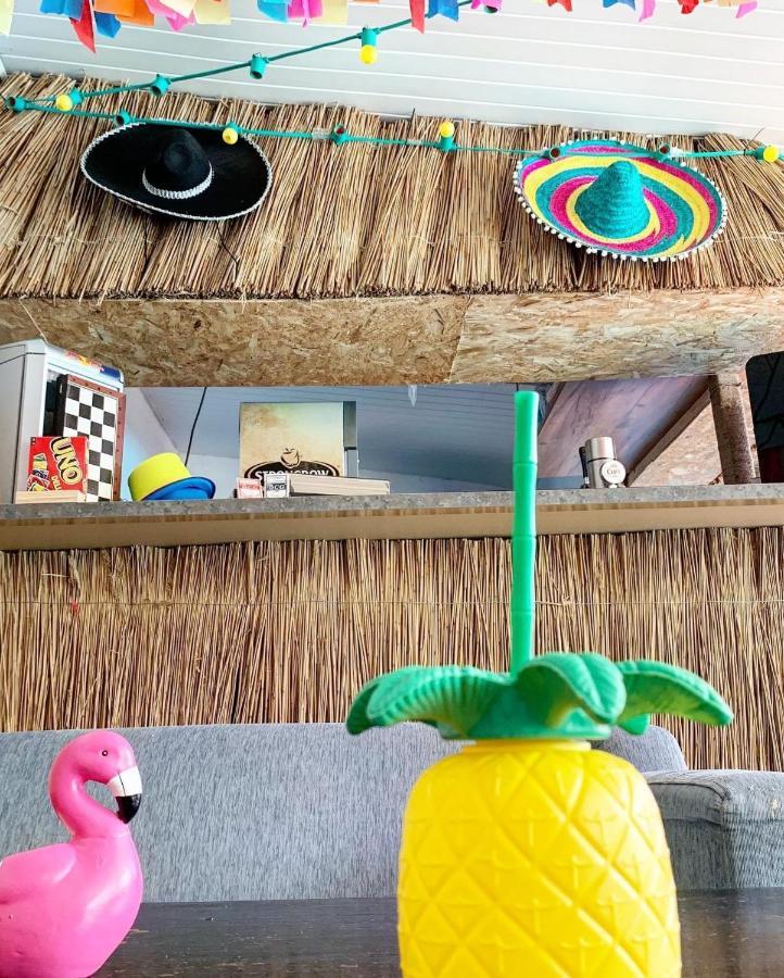 Casa Barbie Costinesti Hostel Luaran gambar