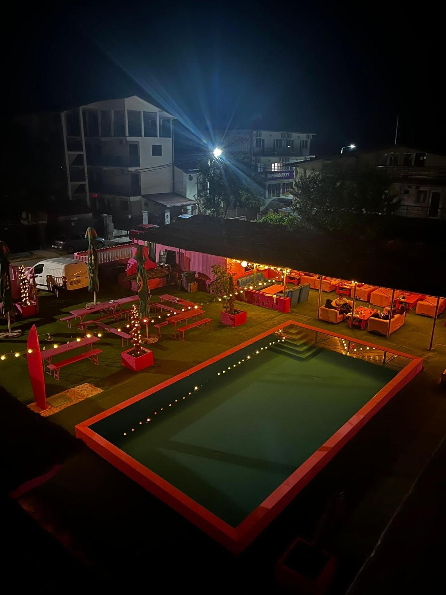 Casa Barbie Costinesti Hostel Luaran gambar
