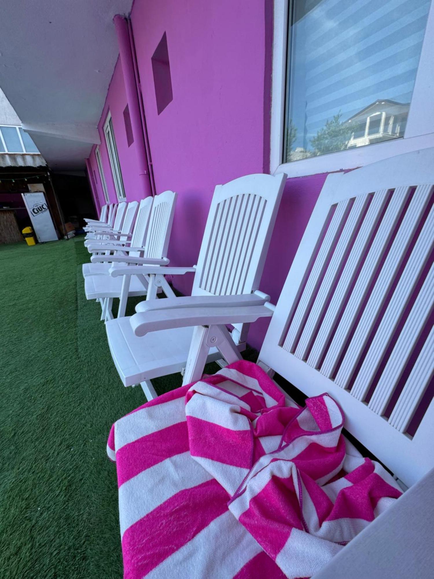 Casa Barbie Costinesti Hostel Luaran gambar
