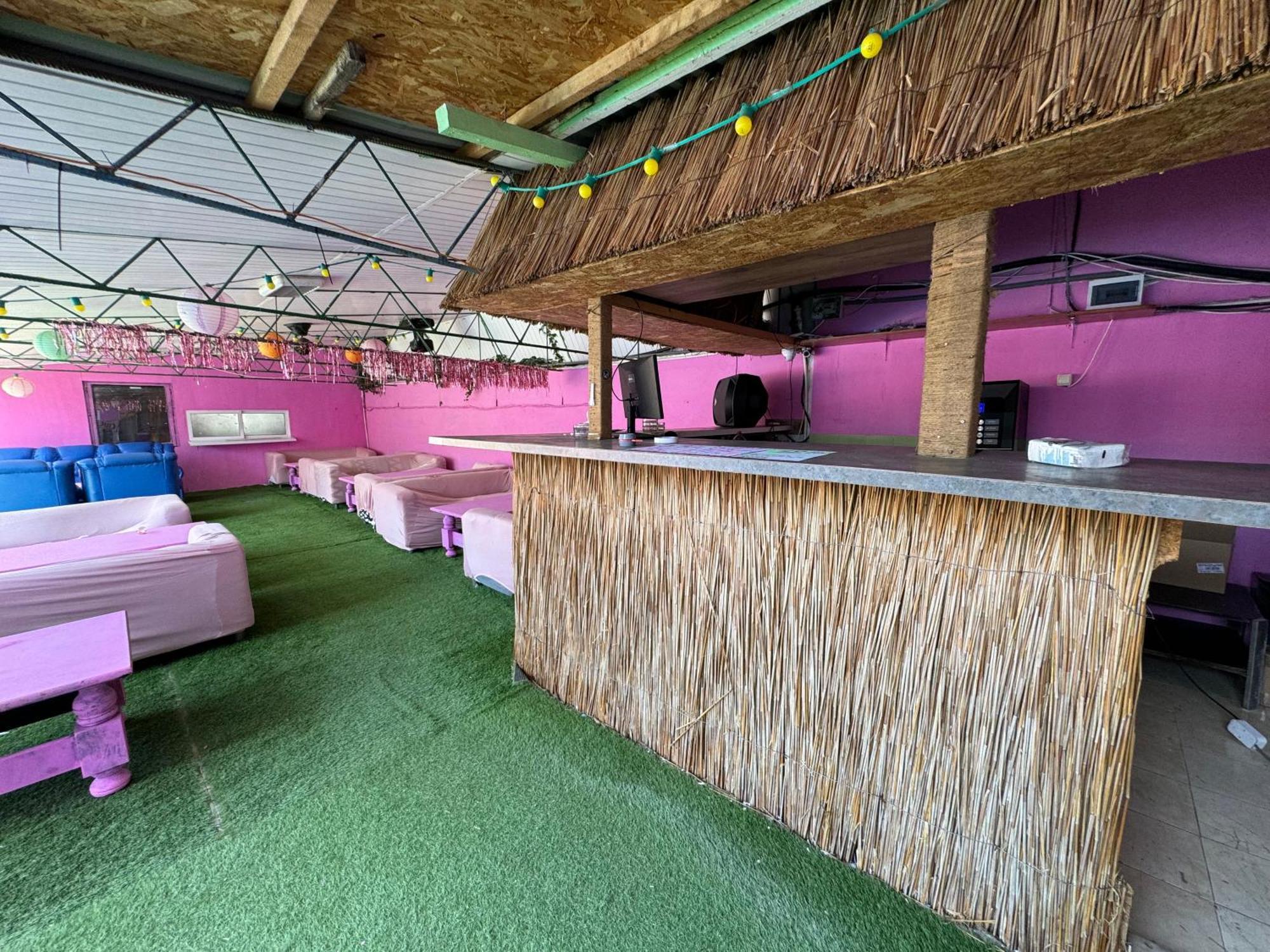 Casa Barbie Costinesti Hostel Luaran gambar